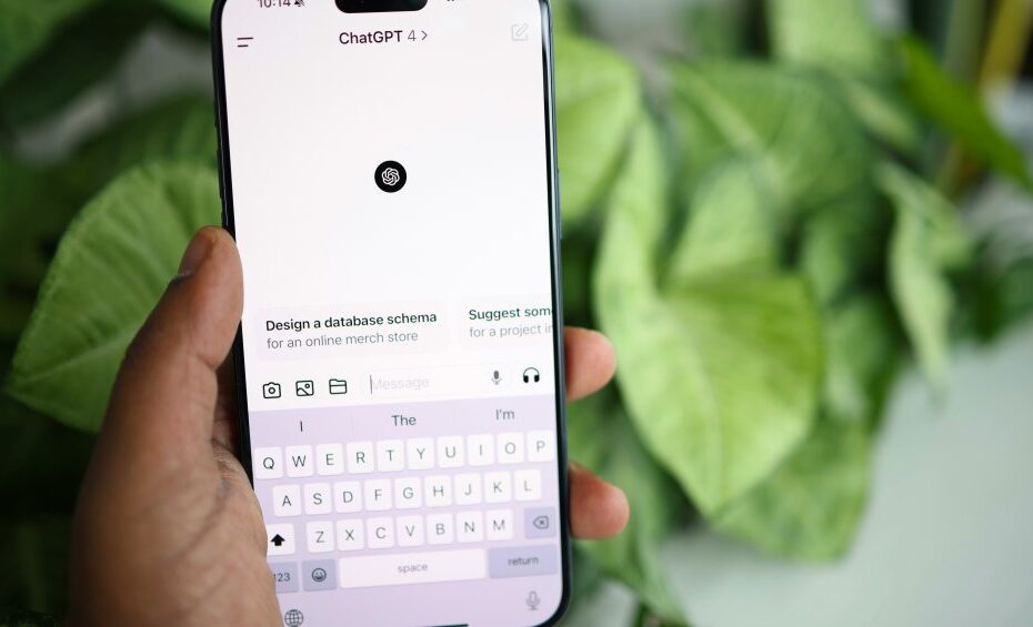 Depois de caso de suicídio ligado ao ChatGPT, OpenAI anuncia medidas