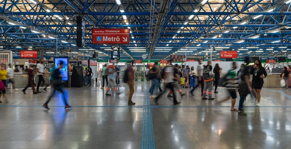 Estação Palmeiras-Barra Funda da CPTM recebe ação com vagas de estágio e aprendizagem nesta sexta (3)