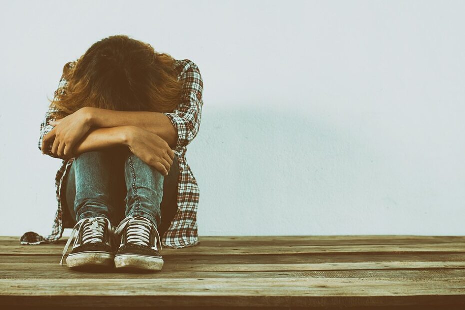 Mais de um milhão de pessoas falam sobre suicídio com o ChatGPT todas as semanas - Internet