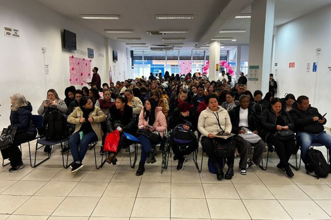 Mutirão de Empregos Temporários oferece mais de 400 vagas quarta-feira em Curitiba
