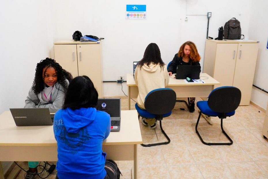 Oportunidades de emprego no PAT de Mongaguá