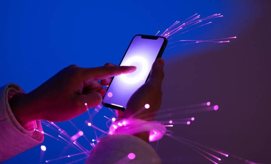 Santander e DIO lançam curso de Inteligência Artificial para professores