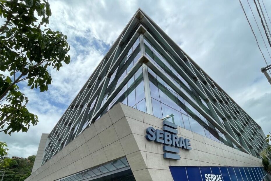 Sebrae abre vagas no ES com salário de até R$ 6.800