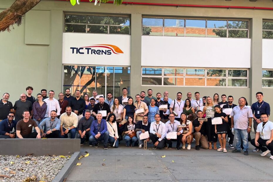 Formação de novos maquinistas e operadores de CCO da TIC Trens (TIC Trens)