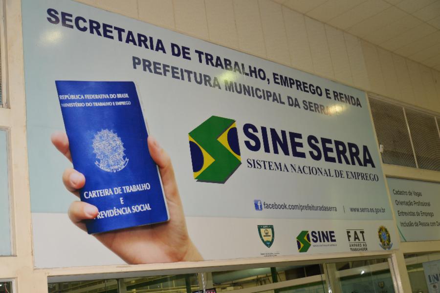 Blitz de Emprego: mais de 2 mil atendimentos em outubro e 90% de aproveitamento