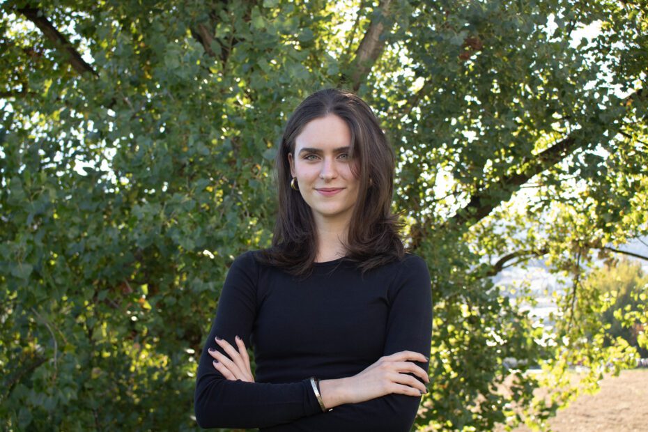 Cérebros em modo avião: o avanço do anti-intelectualismo