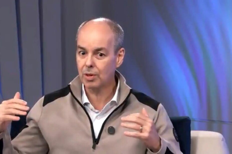 Para o dólar cair em 2026 como neste ano, algo precisa quebrar, diz CIO da XP