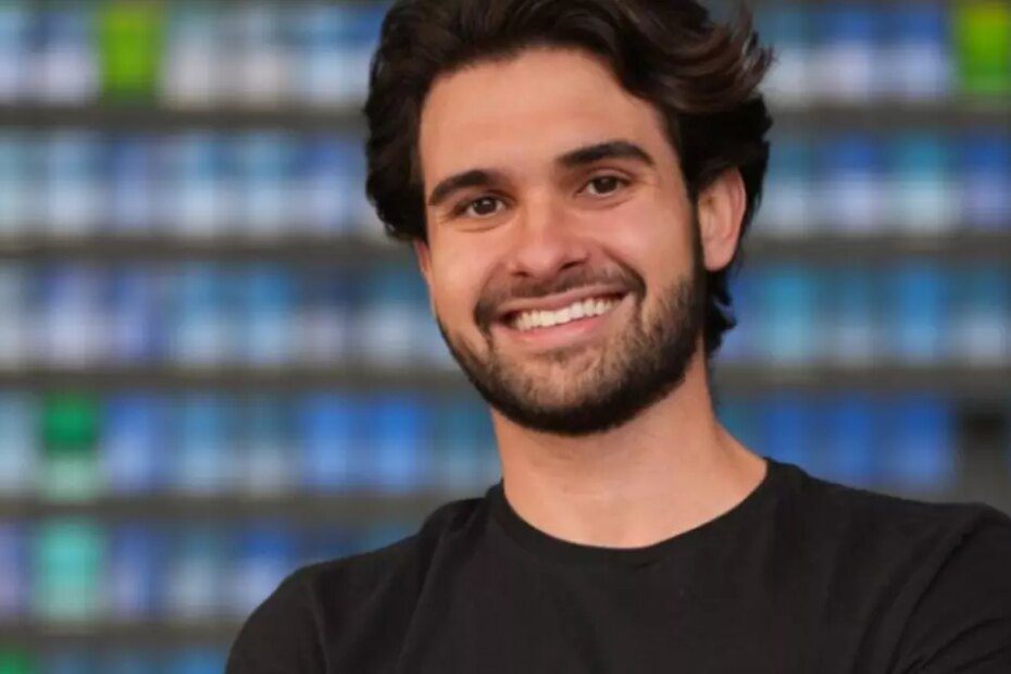 Empresário brasileiro cria IA global e transforma educação em 39 países