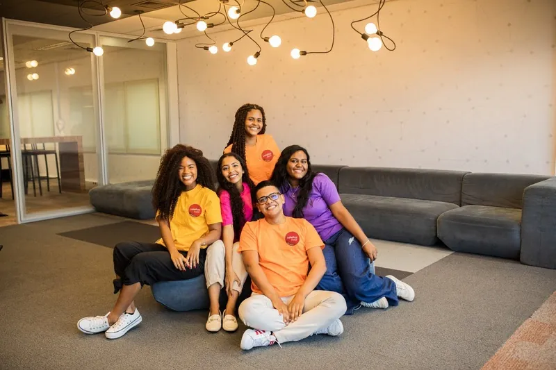 Empresas parceiras do Instituto Coca-Cola Brasil têm mais de 50 vagas abertas no Rio Grande do Sul