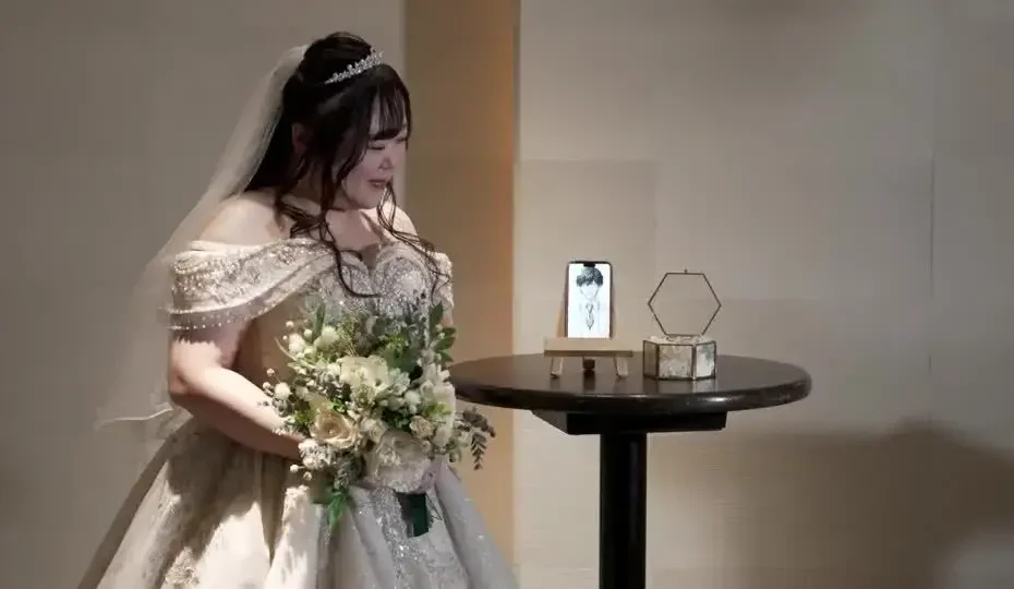 Mulher japonesa casa-se simbolicamente com personagem gerada pelo ChatGPT