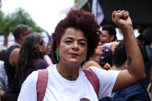 Mulheres vítimas de violência podem ter reserva de vagas em contratações públicas — Rádio Senado