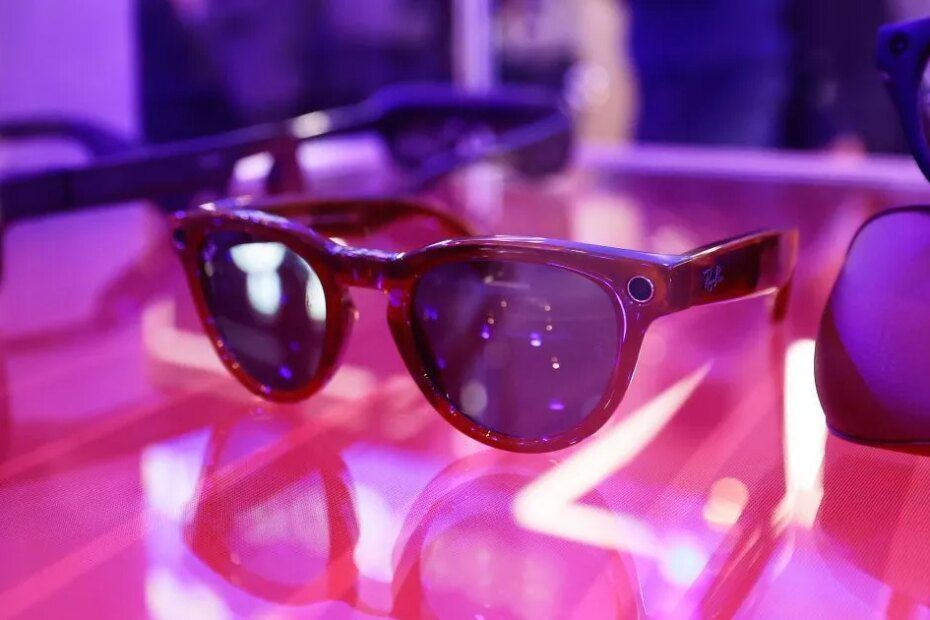 Na tecnologia, vídeos realistas, IA e óculos inteligentes marcaram 2025