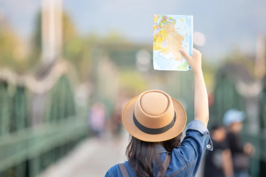 Guia completo: qual IA cria o melhor roteiro de viagem gratuito