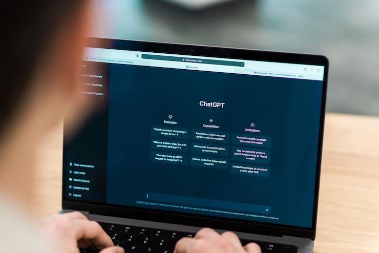 Brasil é top 3 no uso de ChatGPT; especialista analisa utilização da ferramenta