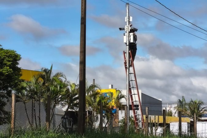 Instalação iniciada: Londrina terá 150 câmeras do programa de monitoramento Olho Vivo