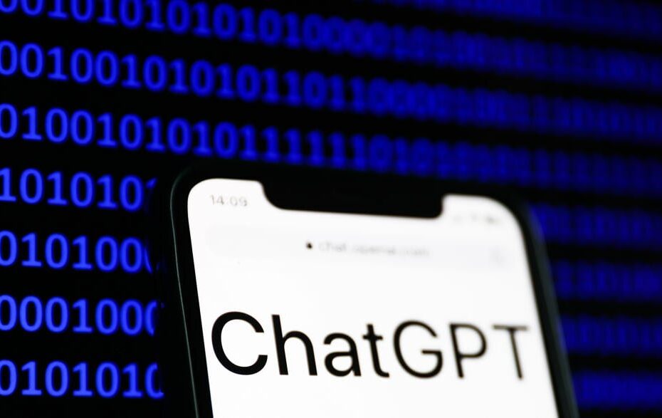 Nem só de ChatGPT vive a IA: 10 ferramentas que disputam espaço com soluções específicas