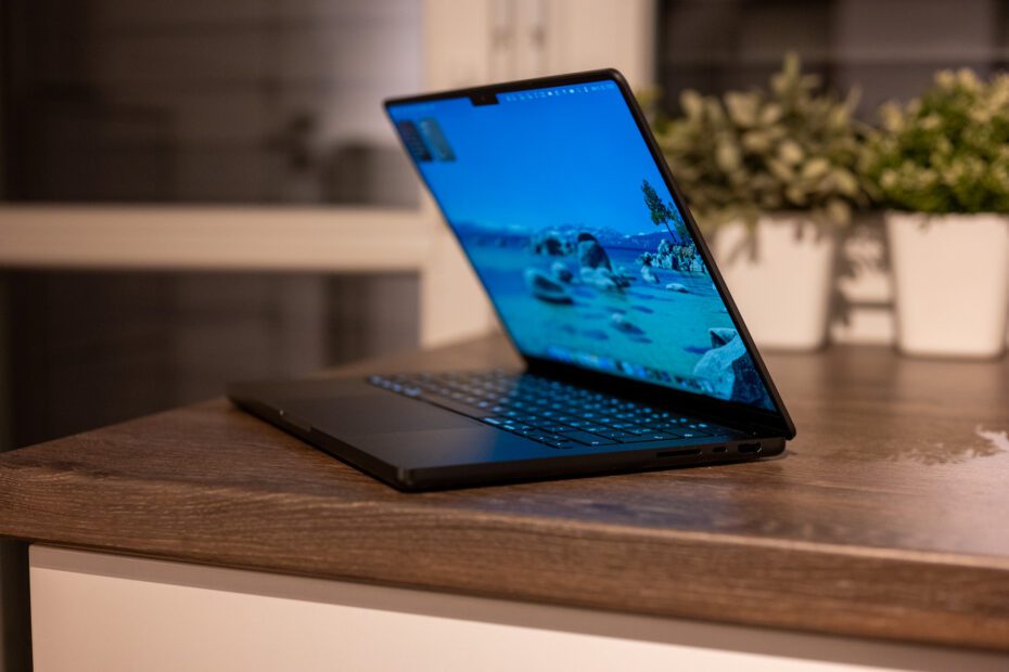 Novo MacBooky, função no futuro Siri e melhorias na comunicação com o Android – Letem svetem Applem