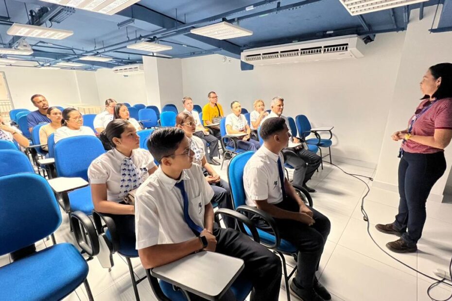 Roraima tem vagas para cursos de agente de aeroporto, comissário de voo e piloto
