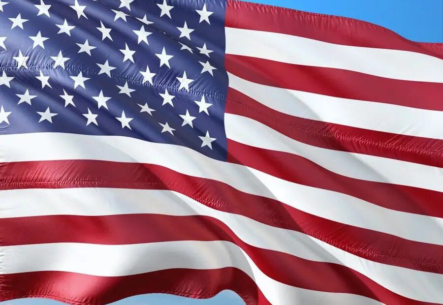 Setor privado dos EUA cria 41 mil empregos em dezembro, abaixo do esperado