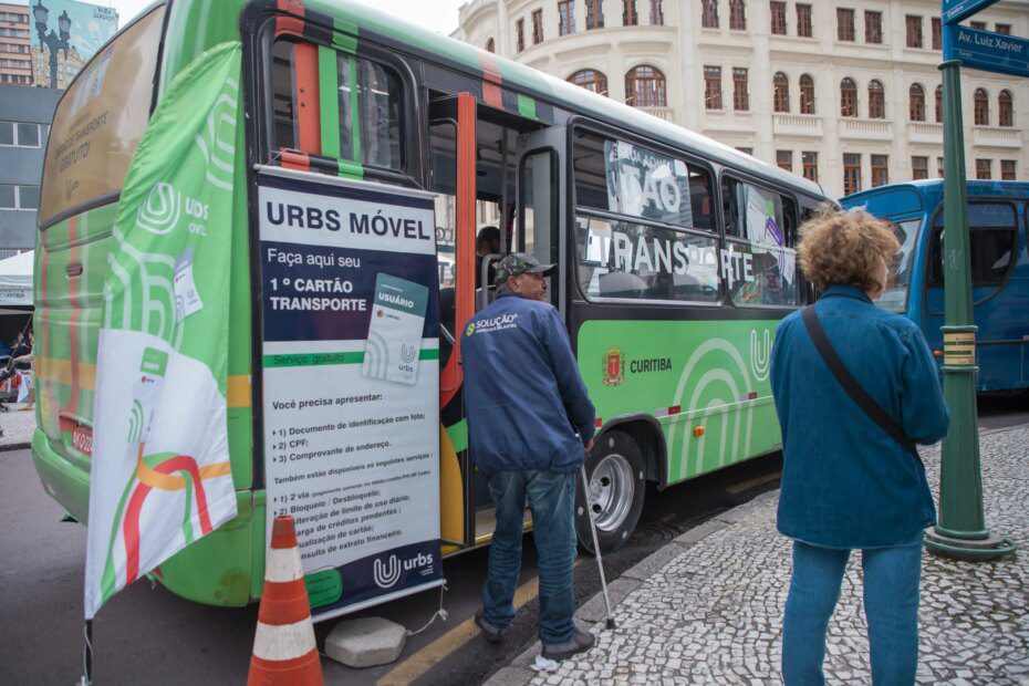 Sine Móvel oferece vagas de emprego na Rodoferroviária de Curitiba