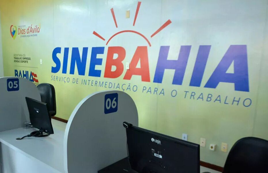 SineBahia divulga vagas de recepcionista, professor e motorista; veja lista completa