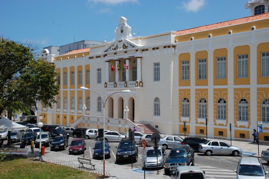 TJPB abre vagas de estágio para mais de 29 áreas de níveis técnico e superior