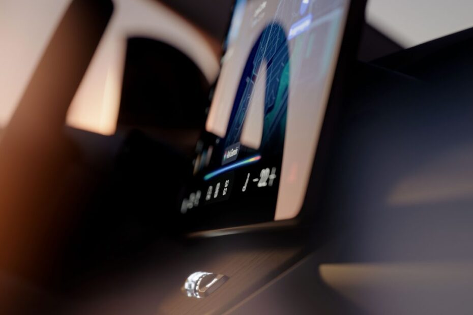 Volvo EX60 estreia com IA Gemini e autonomia recorde de 810 km | Mecânica Online®| 26 anos