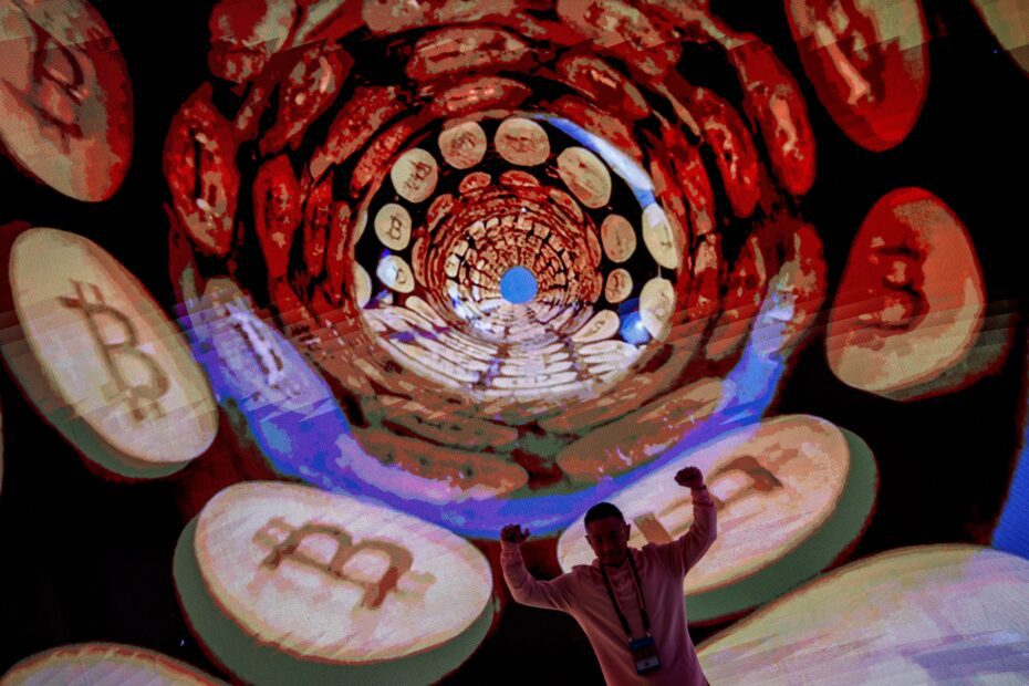 Bitcoin apaga rali Trump e cai abaixo de US$ 61 mil