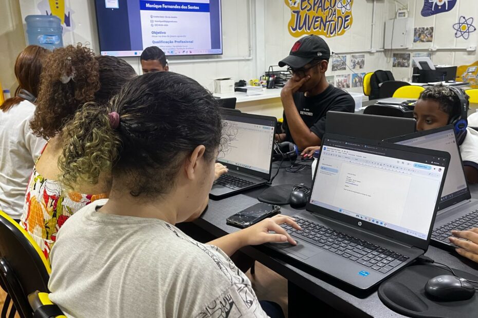 Com aulas em março, cursos dos Espaços da Juventude estão com 3,5 mil vagas abertas - Prefeitura da Cidade do Rio de Janeiro