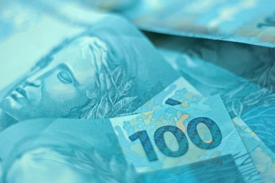 Nova profissão “dos sonhos” paga R$ 600 por hora e envolve inteligência artificial