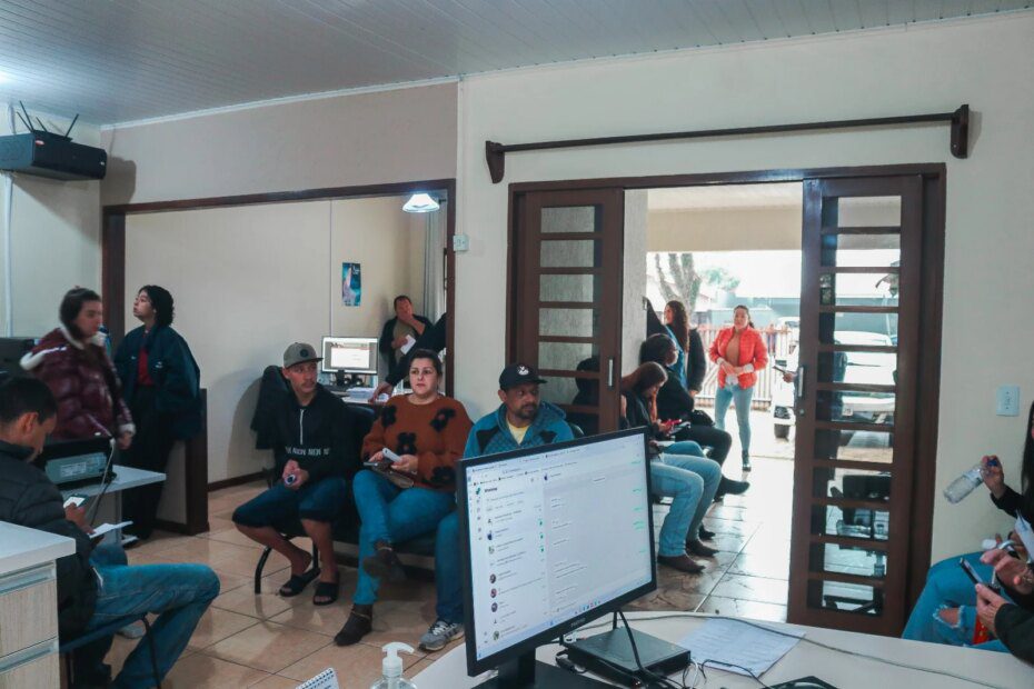 Agência do Trabalhador divulga novas vagas de emprego - Prefeitura Municipal de Tibagi