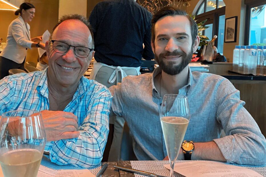 Pai processa o Google, alegando que o chatbot Gemini levou o filho a um delírio fatal