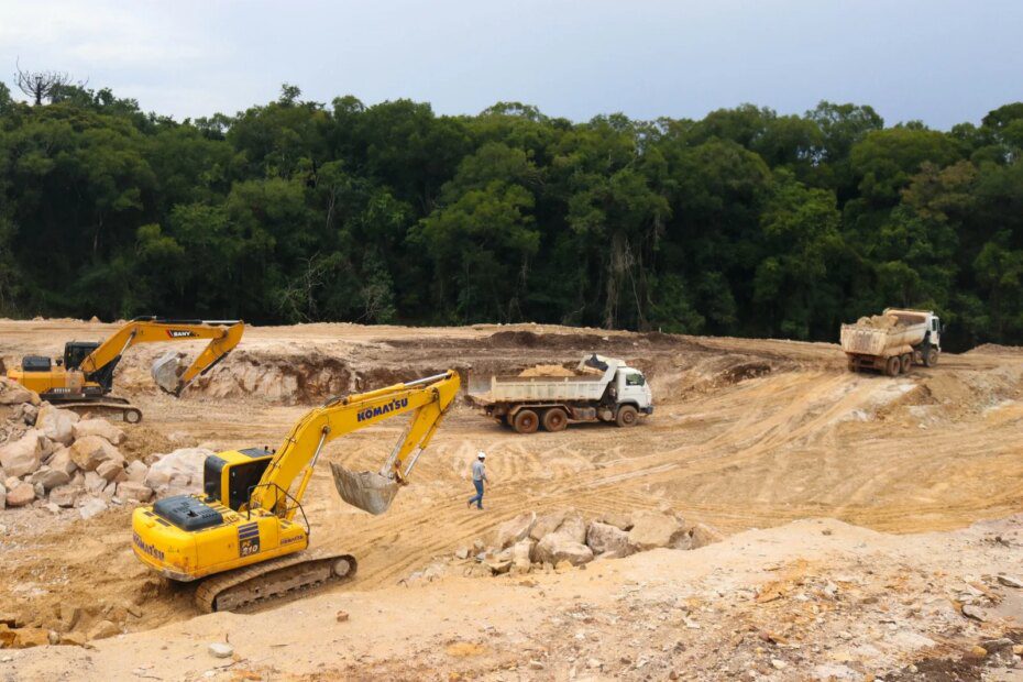 Agência do Trabalhador realiza mutirão de entrevistas para vagas na construção civil - Prefeitura Municipal de Tibagi