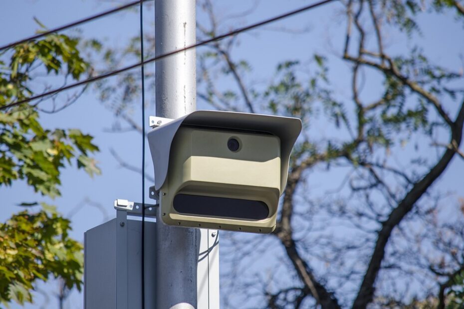 Como fazer uma defesa escrita de multa