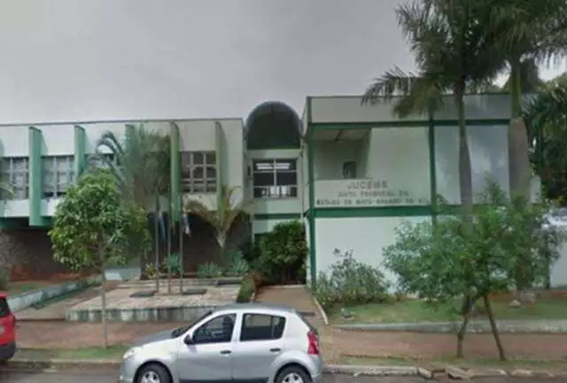 Jucems lança IA para agilizar registros de empresas em MS