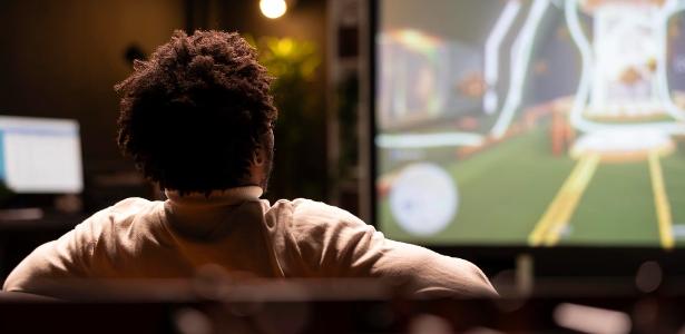Maratona da Copa vira emprego com salário de R$ 246 mil